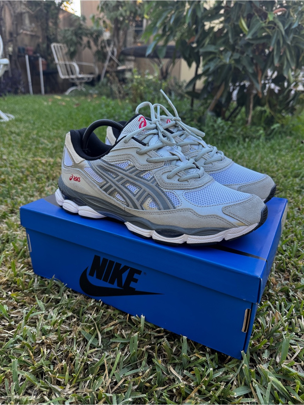 ASICS Gel-NYC running shoes - white/steel grey
(M 10 / W 11.5)